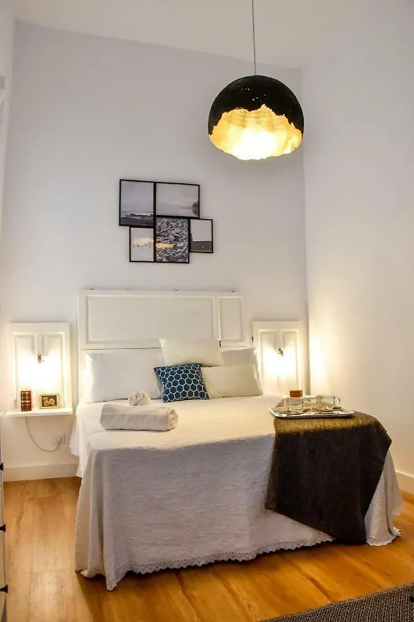 Alohamundi Alameda Apartment Seville